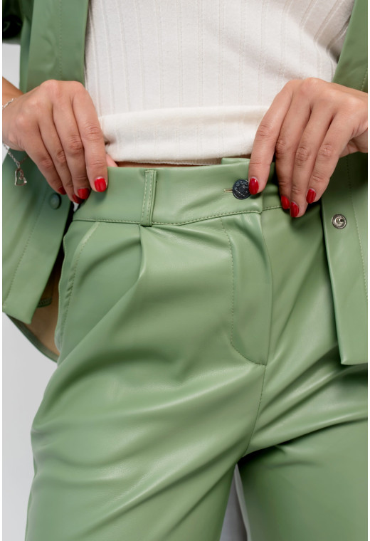 Фисташковый костюм с экокожи — 216853. Maritel. Изображенние 5 Фисташковый костюм с экокожи — 216853. Maritel. Изображенние 5