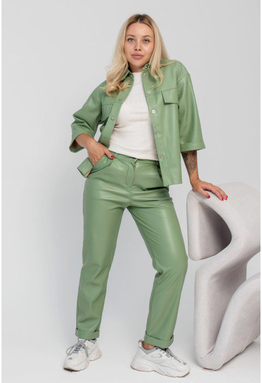 Фисташковый костюм с экокожи — 216853. Maritel. Изображенние 2 Фисташковый костюм с экокожи — 216853. Maritel. Изображенние 2