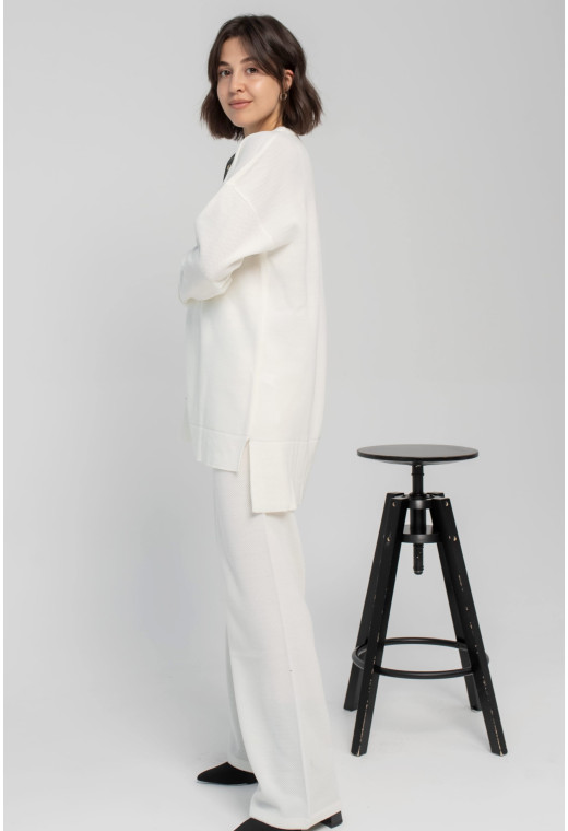 Молочный вязаный костюм с туникой — 575187. Maritel. Изображенние 1 Молочный вязаный костюм с туникой — 575187. Maritel. Изображенние 1