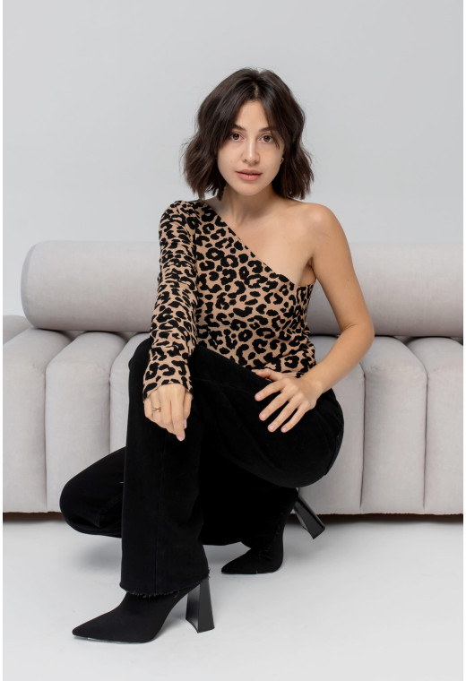 Коричневая кофта леопард на одно плечо — 549348. Maritel. Изображенние 5 Коричневая кофта леопард на одно плечо — 549348. Maritel. Изображенние 5