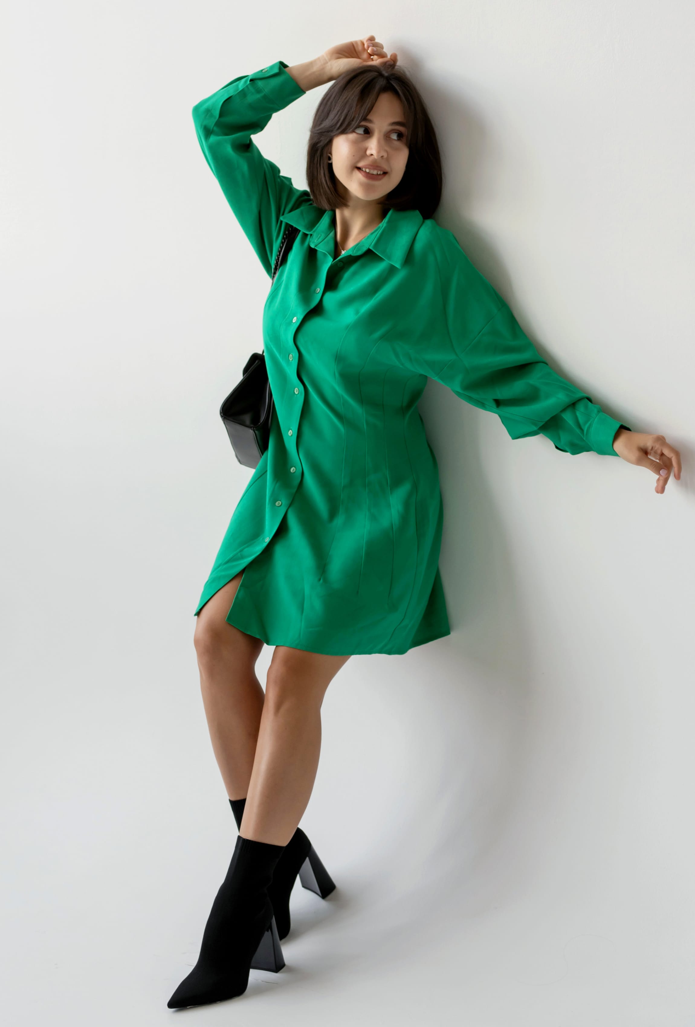 Зеленое платье на пуговицах  —  435711. Maritel. Изображенние 4