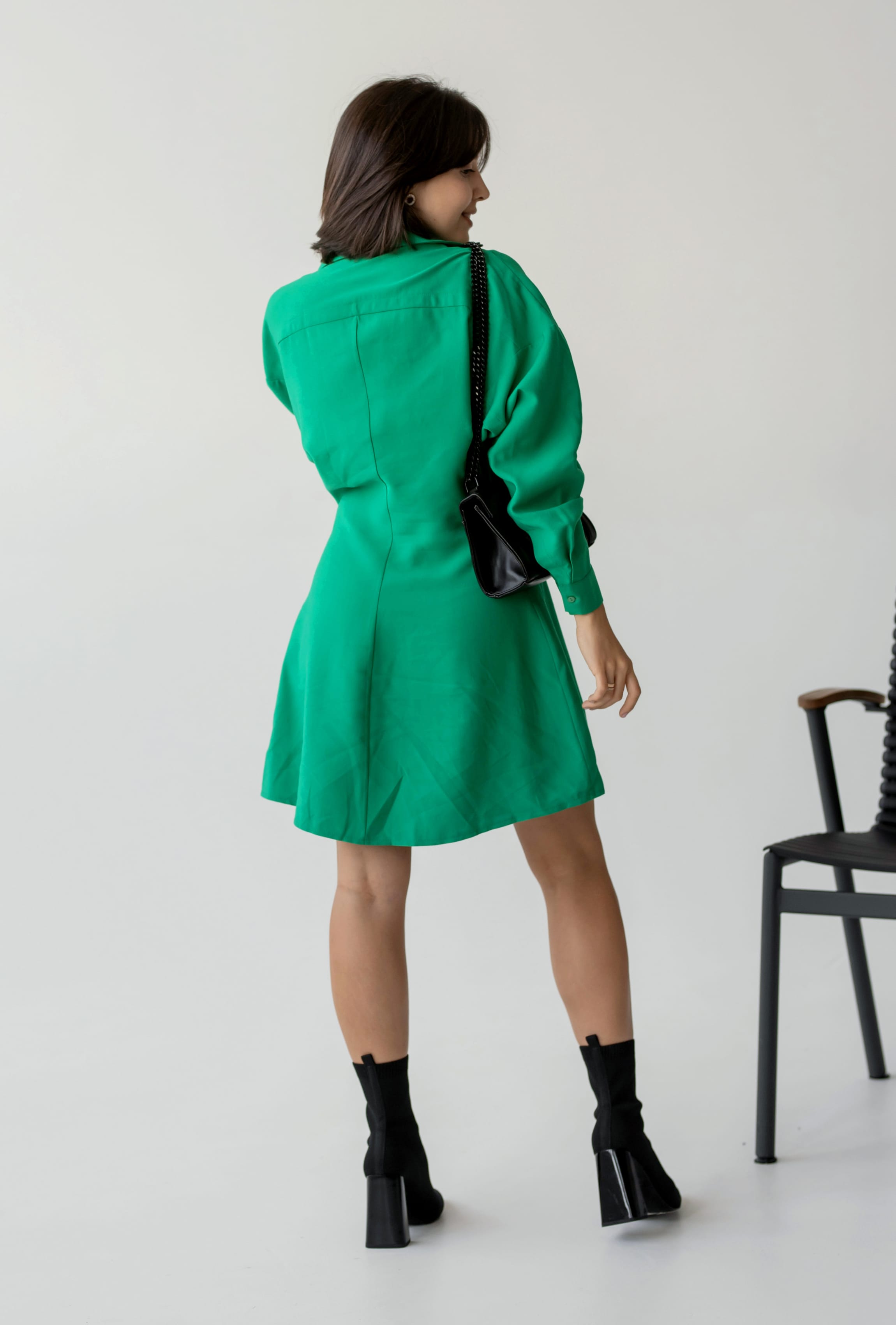 Зеленое платье на пуговицах  —  435711. Maritel. Изображенние 1