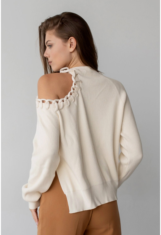 Молочний светр на одне плече — 909997. Maritel. Зображення 2 Молочний светр на одне плече — 909997. Maritel. Зображення 2