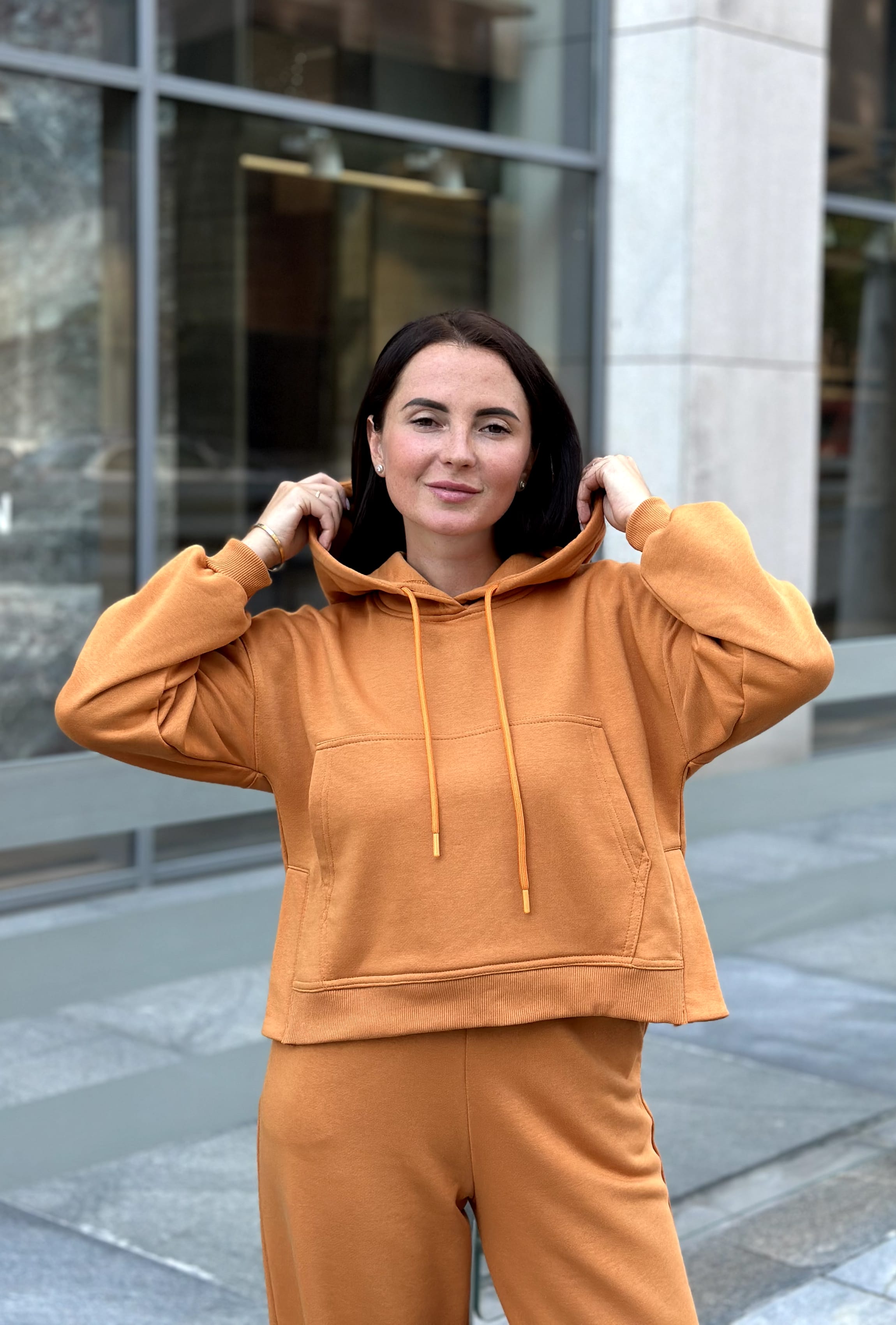 Оранжевый костюм петля с укороченной кофтой —  414385. Maritel. Изображенние 1