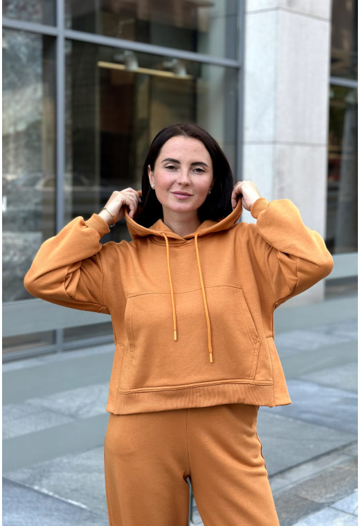 Оранжевый костюм петля с укороченной кофтой — 414385. Maritel. Изображенние 1 Оранжевый костюм петля с укороченной кофтой — 414385. Maritel. Изображенние 1