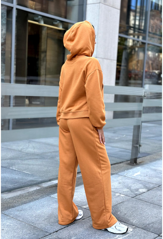 Оранжевый костюм петля с укороченной кофтой — 414385. Maritel. Изображенние 2 Оранжевый костюм петля с укороченной кофтой — 414385. Maritel. Изображенние 2