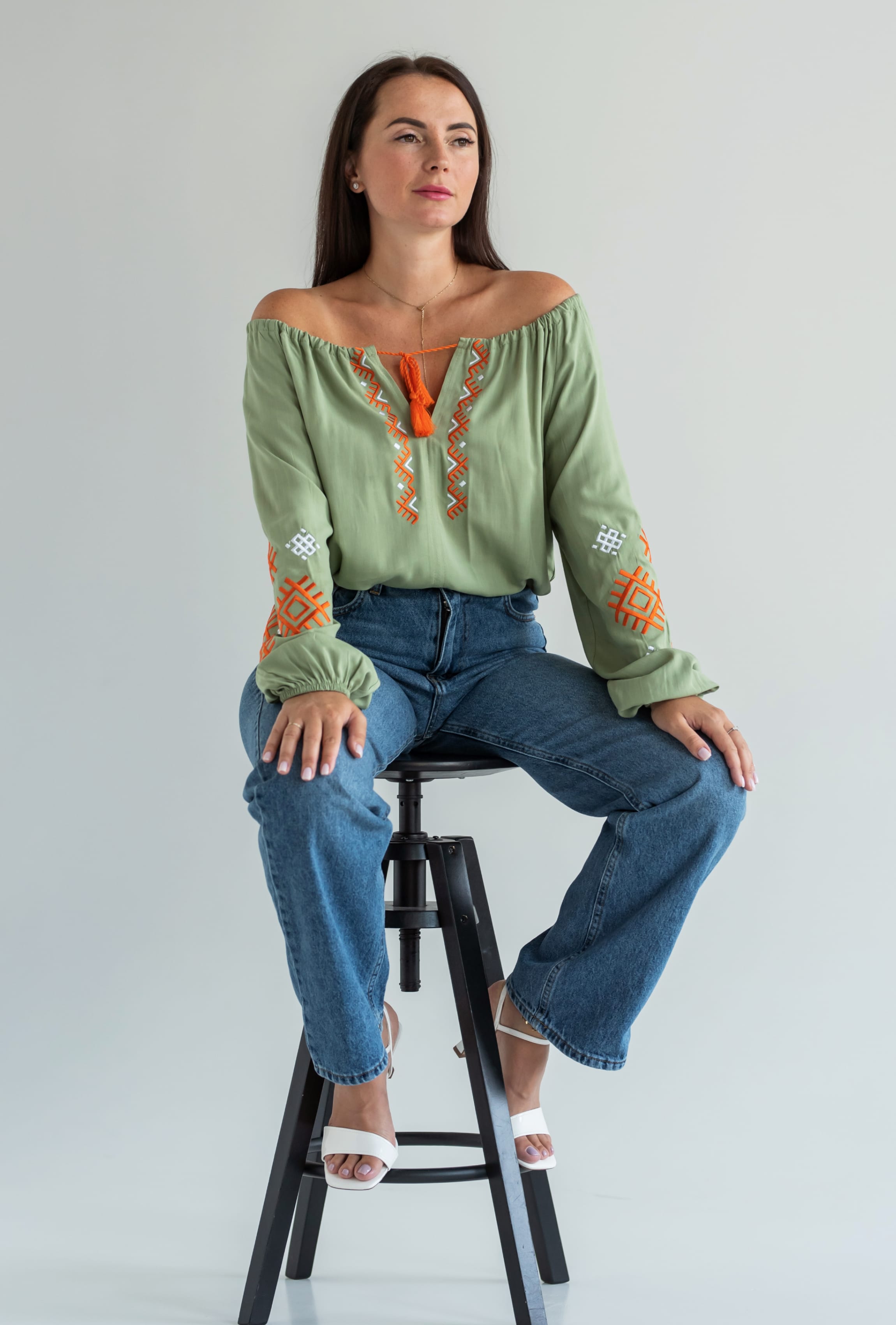 Оливковая вышиванка — 569538. Maritel. Изображенние 5 Оливковая вышиванка — 569538. Maritel. Изображенние 5