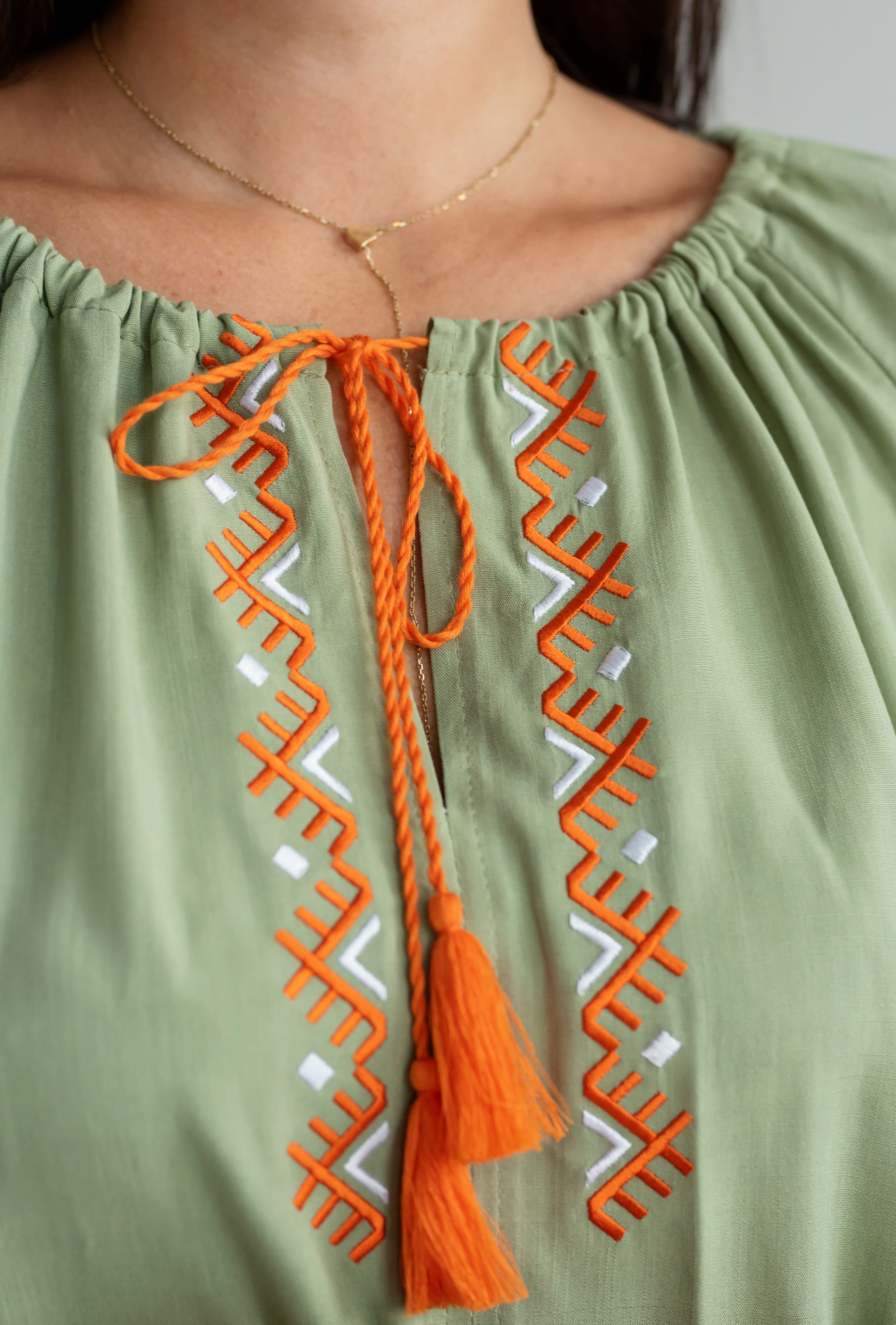 Оливковая вышиванка — 569538. Maritel. Изображенние 2 Оливковая вышиванка — 569538. Maritel. Изображенние 2