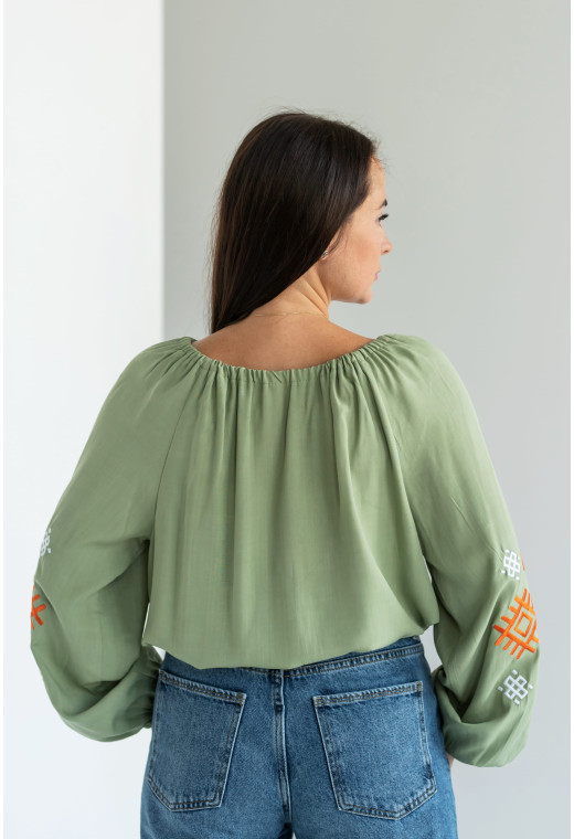 Оливковая вышиванка — 569538. Maritel. Изображенние 3 Оливковая вышиванка — 569538. Maritel. Изображенние 3