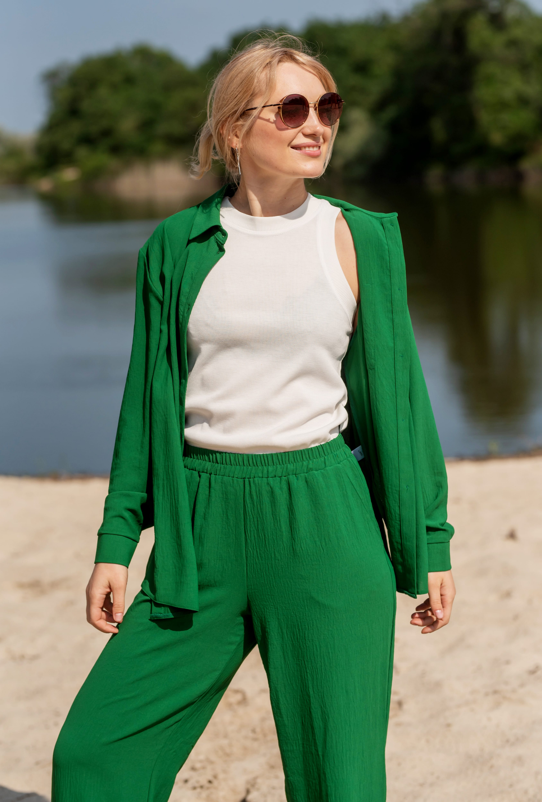 Темно-зеленый костюм жатка — 515468. Maritel. Изображенние 4 Темно-зеленый костюм жатка — 515468. Maritel. Изображенние 4