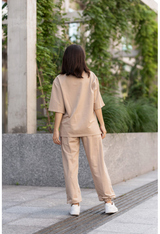 Бежевий костюм двонитка — 747619. Maritel. Зображення 4 Бежевий костюм двонитка — 747619. Maritel. Зображення 4