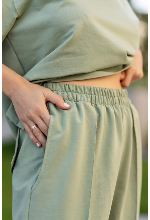 Оливковий костюм двонитка — 859417. Maritel. Зображення 4 Оливковий костюм двонитка — 859417. Maritel. Зображення 4