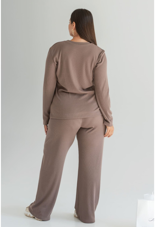 Темно- бежевый костюм Натали — 498432. Maritel. Изображенние 2 Темно- бежевый костюм Натали — 498432. Maritel. Изображенние 2