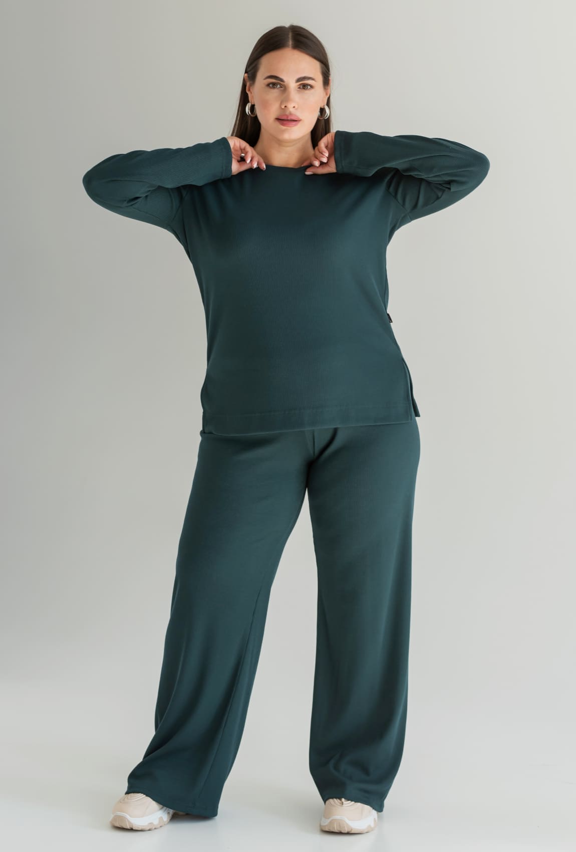 Изумрудный костюм Натали  —  682645. Maritel. Изображенние 1