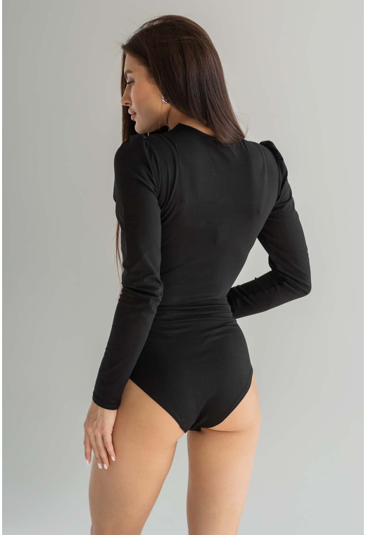 Чорне боді з фігурним вирізом — 554824. Maritel. Зображення 1 Чорне боді з фігурним вирізом — 554824. Maritel. Зображення 1