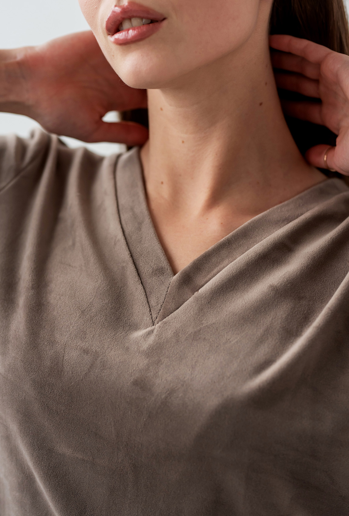 Бронзовий домашній велюровий костюм —  957645. Maritel. Зображення 6