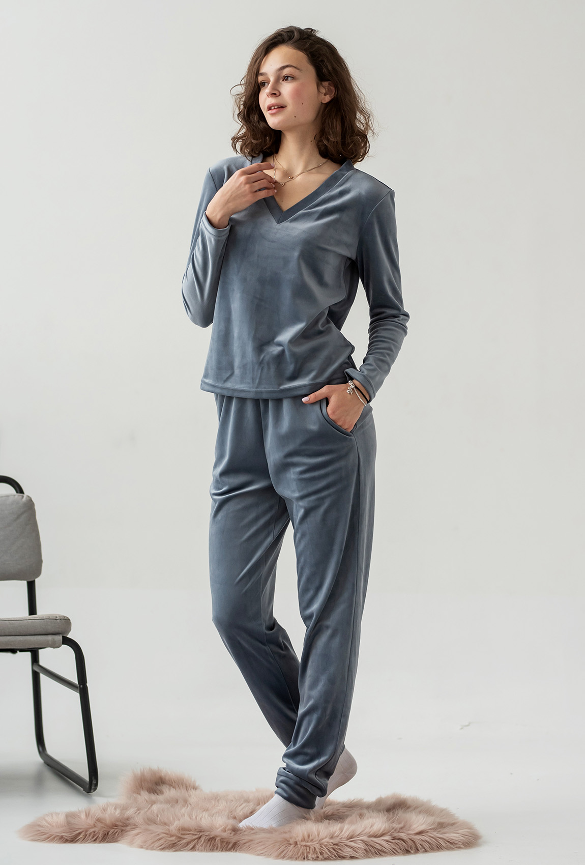 Сірий домашній велюровий костюм —  169663. Maritel