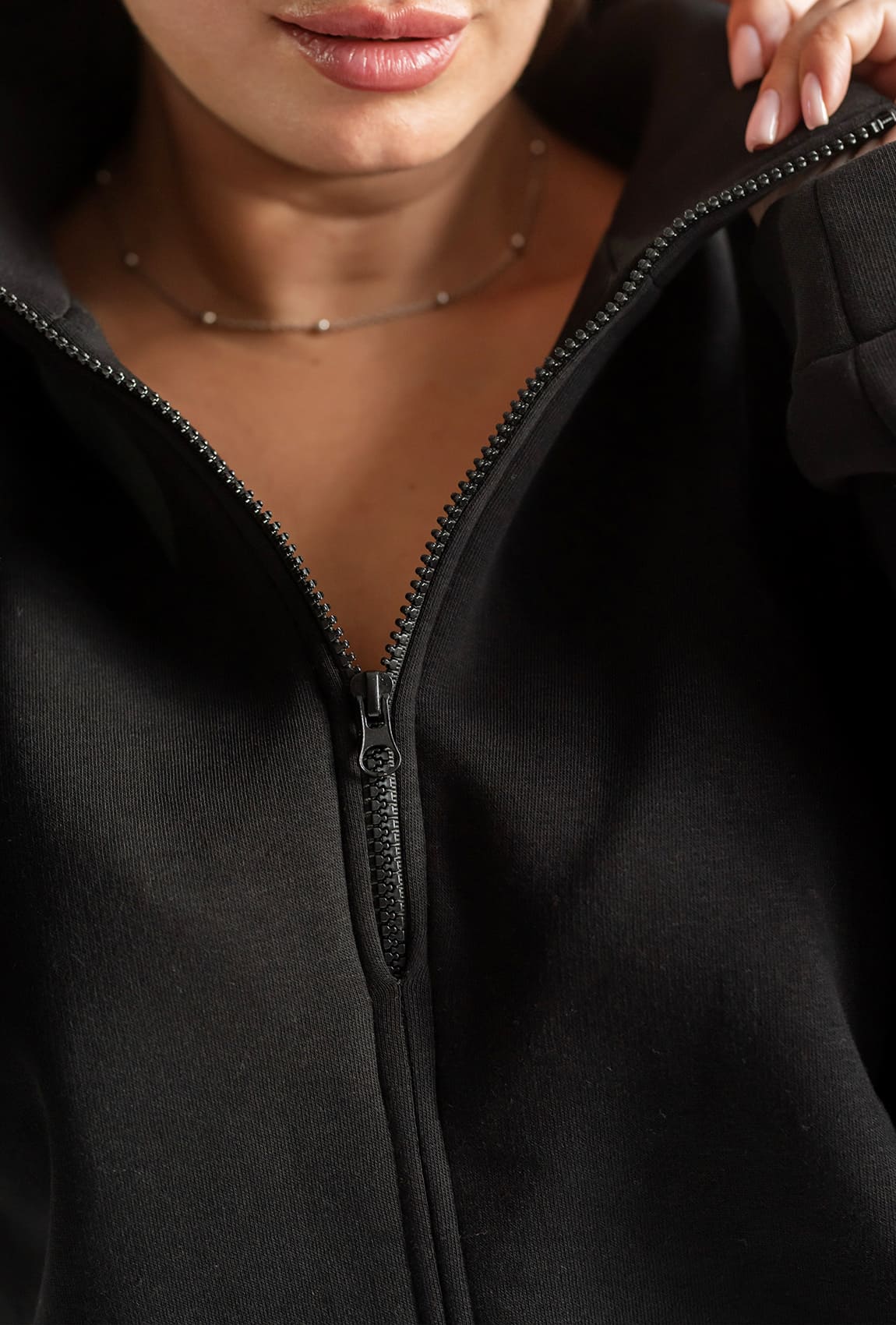 Черный костюм футер с молнией —  512006. Maritel. Изображенние 4