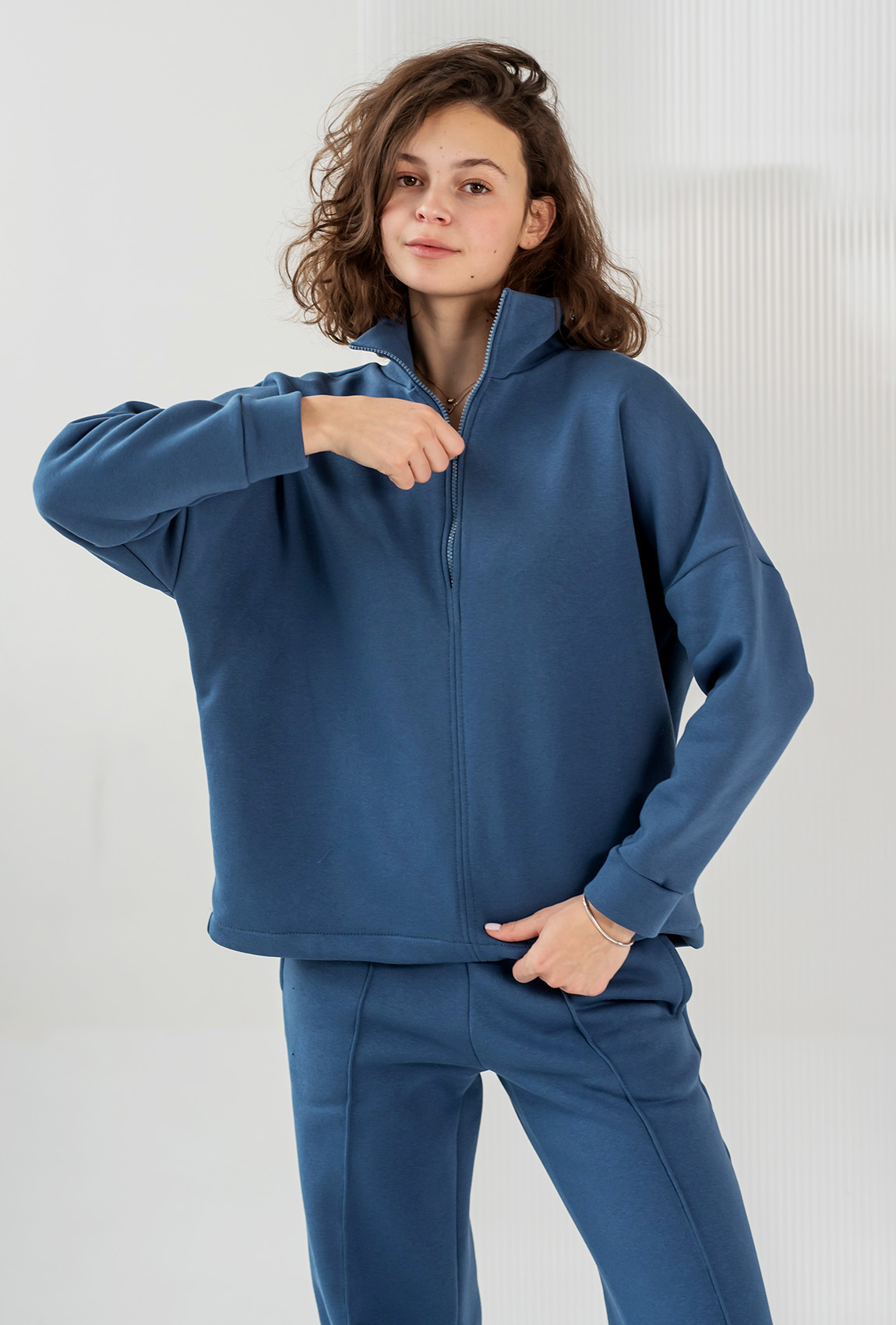 Костюм футер с молнией джинс —  935452. Maritel. Изображенние 3