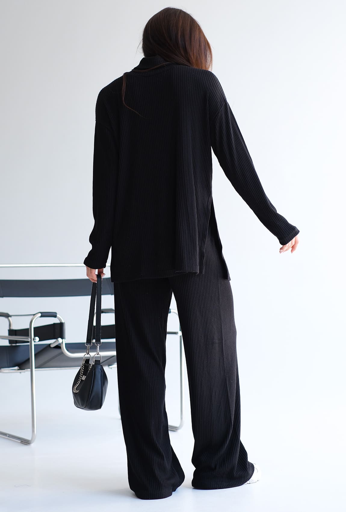 Чорний костюм рубчик — 920321. Maritel. Зображення 2 Чорний костюм рубчик — 920321. Maritel. Зображення 2