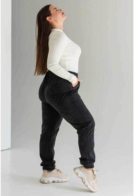 Черные штаны джогеры — 410839. Maritel. Изображенние 1 Черные штаны джогеры — 410839. Maritel. Изображенние 1