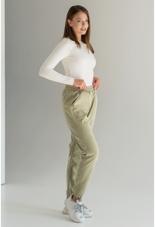 Оливковые штаны джогеры — 401932. Maritel. Изображенние 1 Оливковые штаны джогеры — 401932. Maritel. Изображенние 1