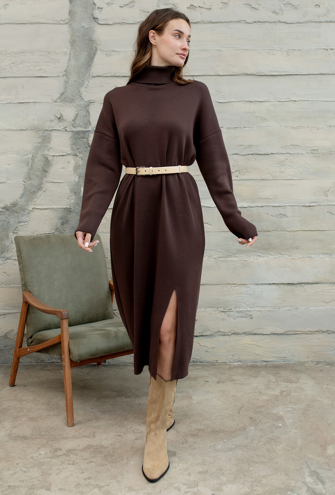 Шоколадное платье вязка миди —  978497. Maritel