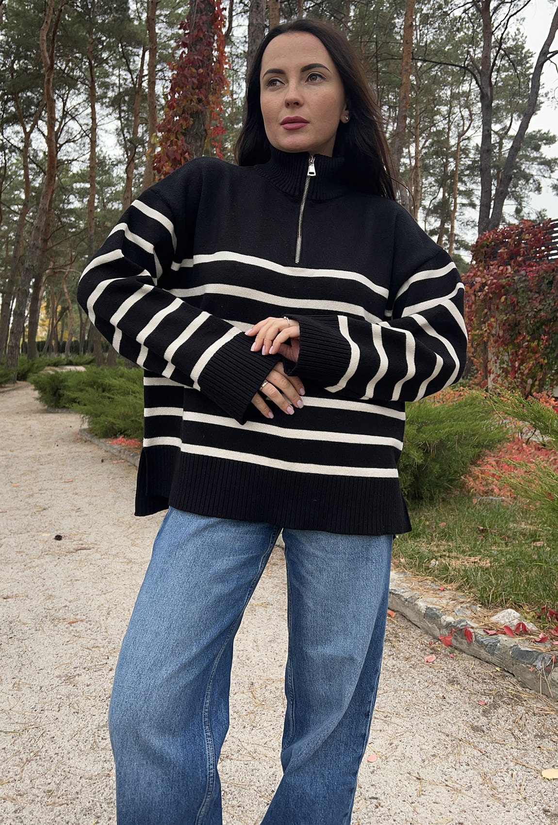 Чорний светр на блискавці у смужку — 843745. Maritel Чорний светр на блискавці у смужку — 843745. Maritel