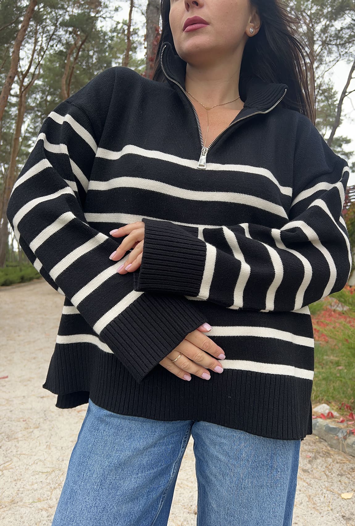 Чорний светр на блискавці у смужку — 843745. Maritel. Зображення 2 Чорний светр на блискавці у смужку — 843745. Maritel. Зображення 2