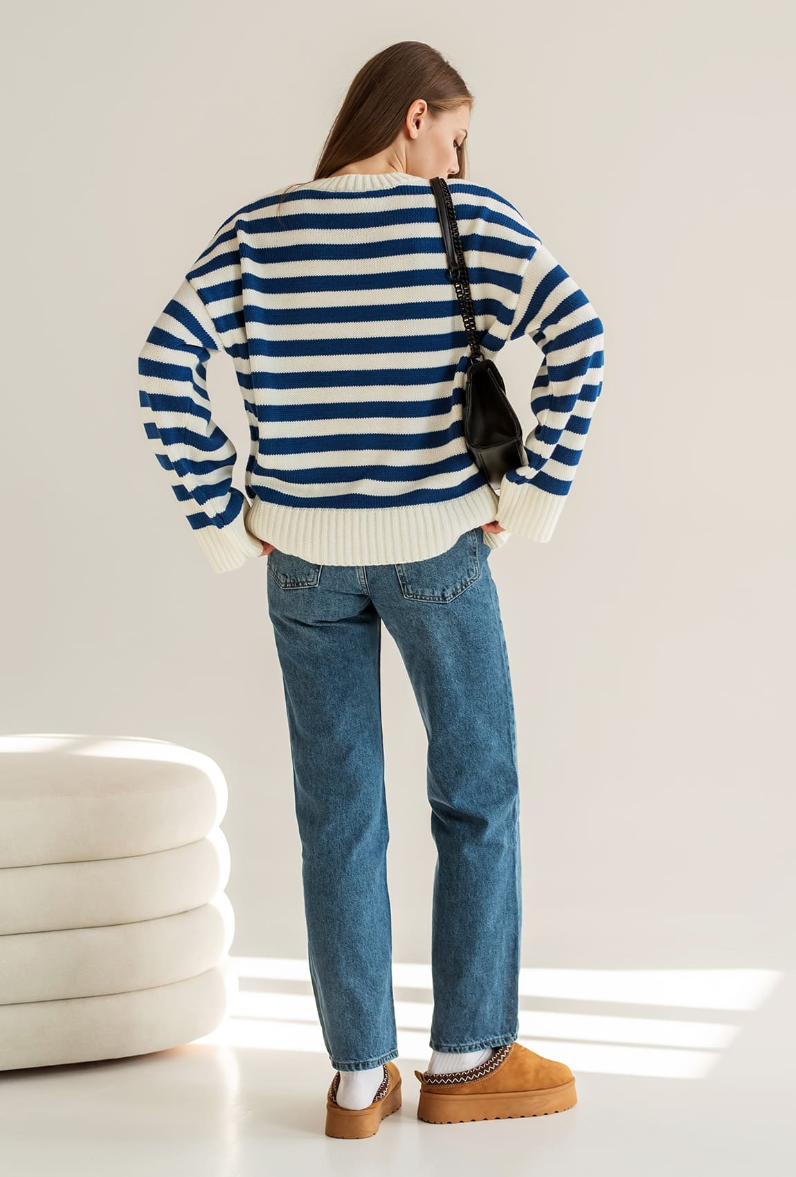 Білий светр у синю смужку —  130062. Maritel. Зображення 1