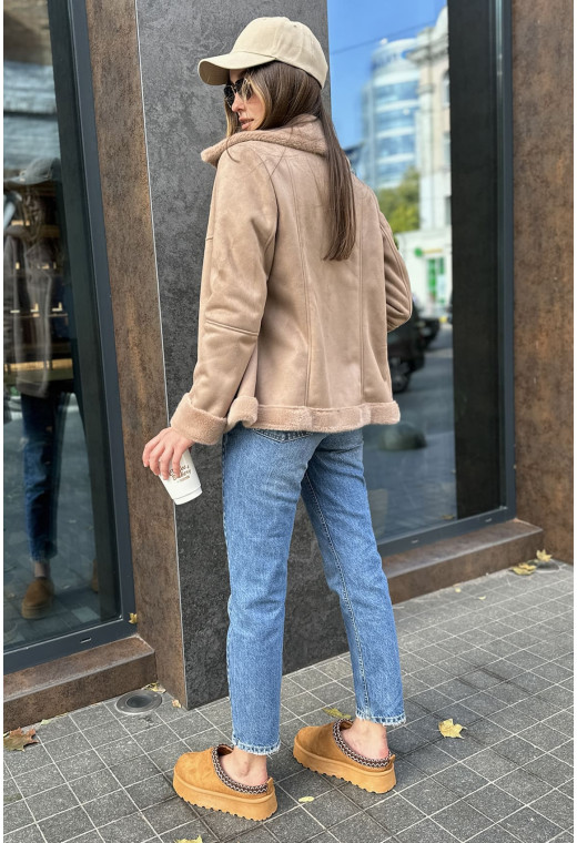 Бежевая дубленка —  445069. Maritel. Изображенние 2 Бежевая дубленка —  445069. Maritel. Изображенние 2