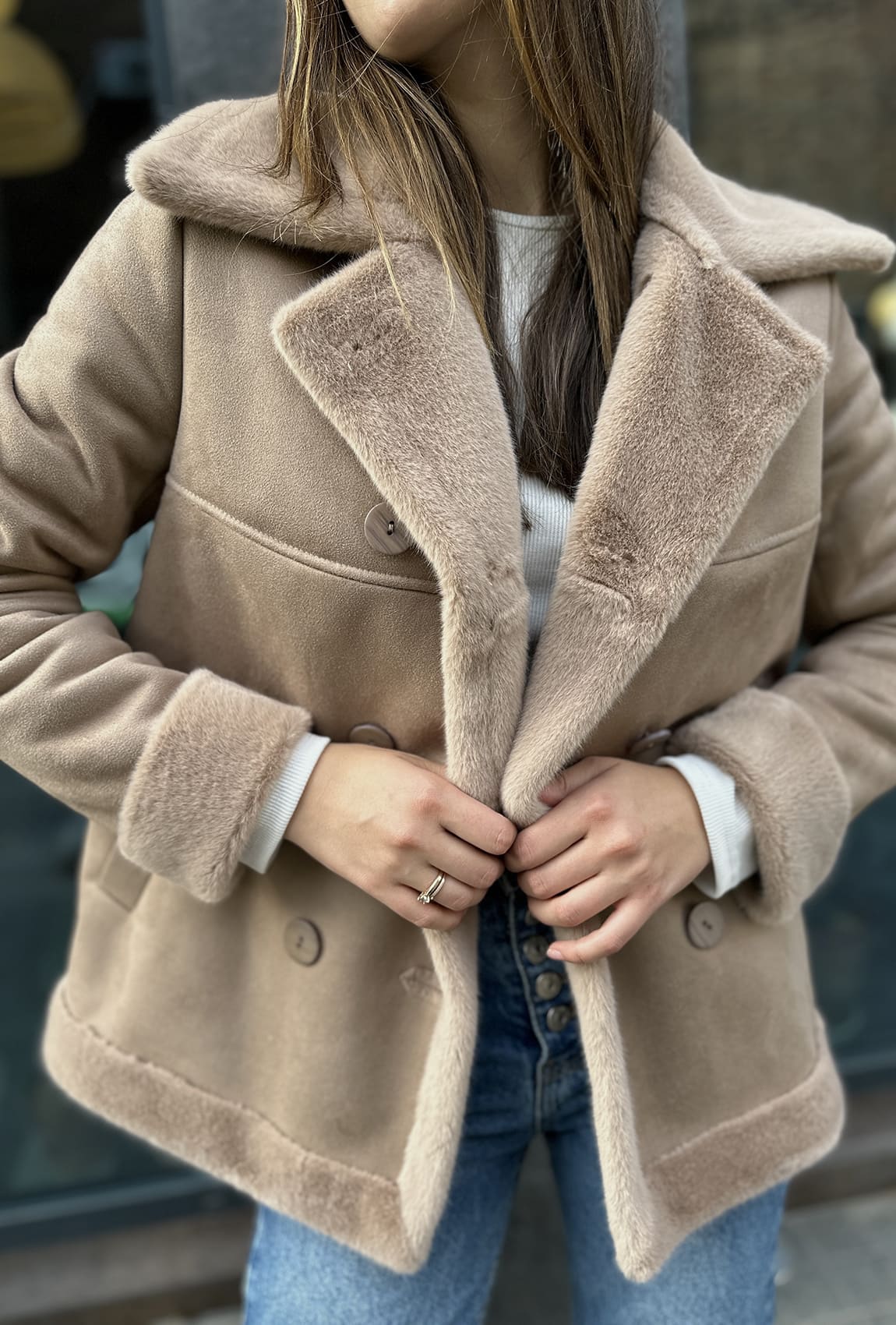 Бежевая дубленка —  445069. Maritel. Изображенние 3