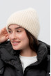 Бежевая вязаная шапка — 587745. Maritel. Изображенние 1 Бежевая вязаная шапка — 587745. Maritel. Изображенние 1