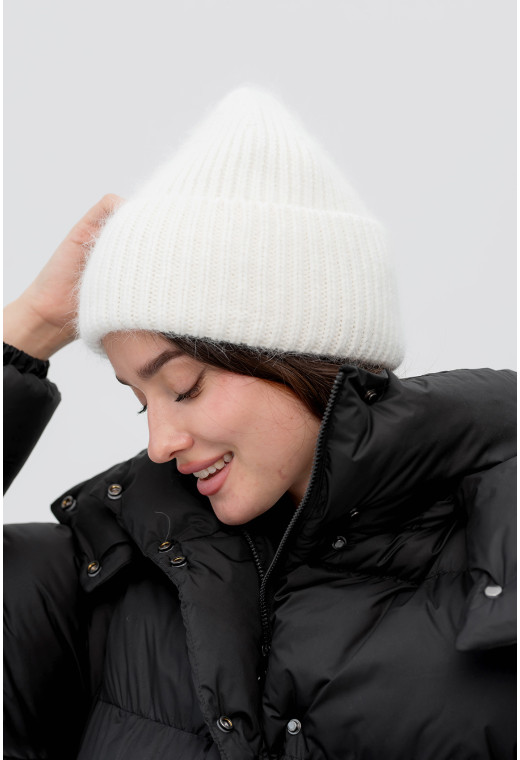 Молочная вязаная шапка. Maritel. Изображенние 1 Молочная вязаная шапка. Maritel. Изображенние 1