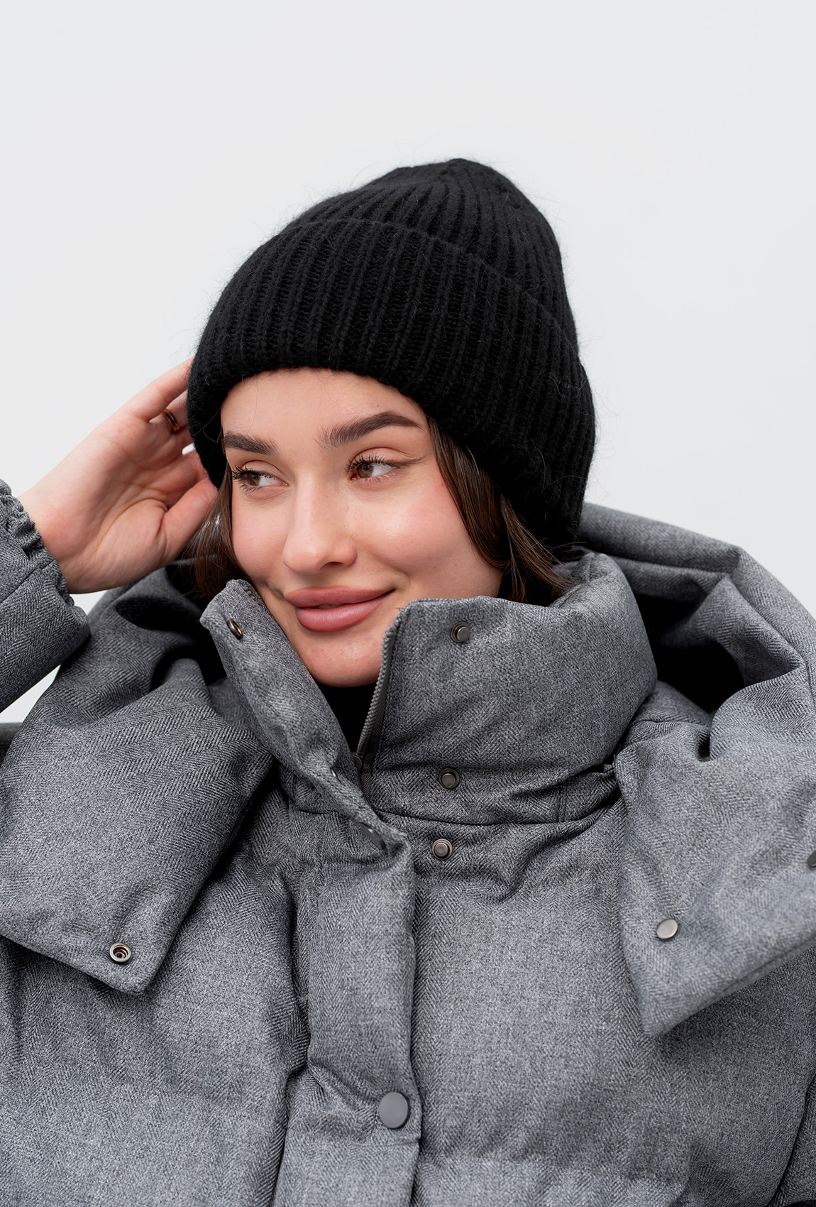 Чорна жіноча шапка —  404682. Maritel. Зображення 2