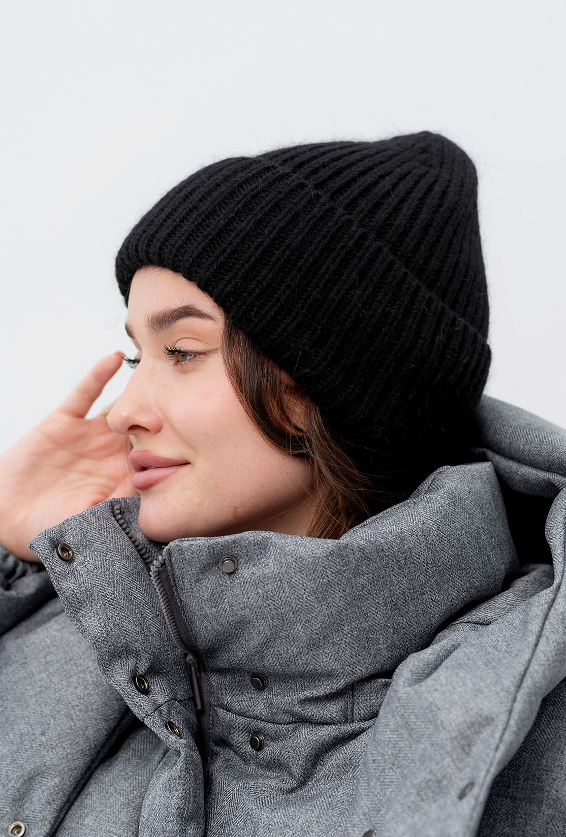 Чорна жіноча шапка —  404682. Maritel. Зображення 1