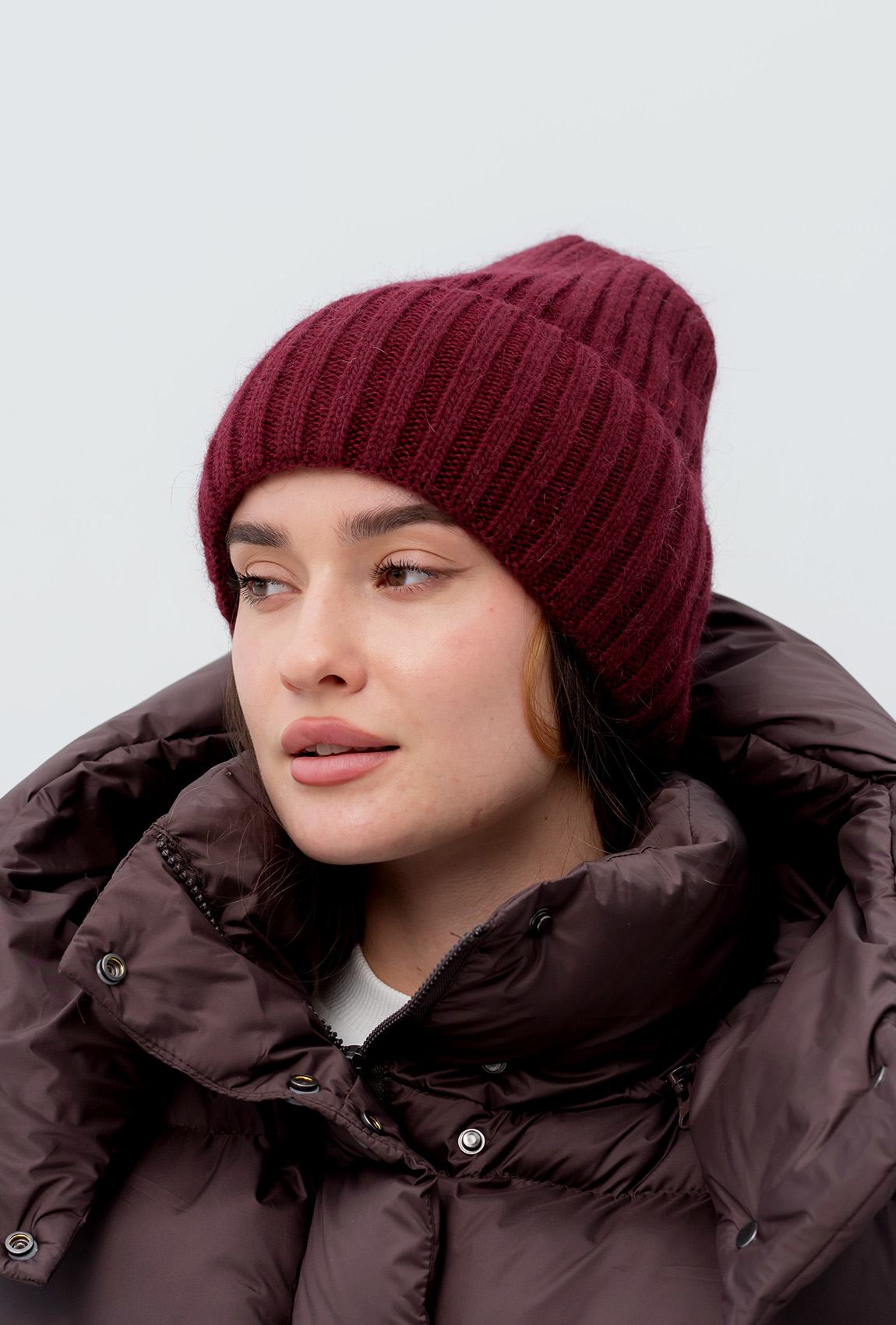 Бордова жіноча шапка  —  968988. Maritel