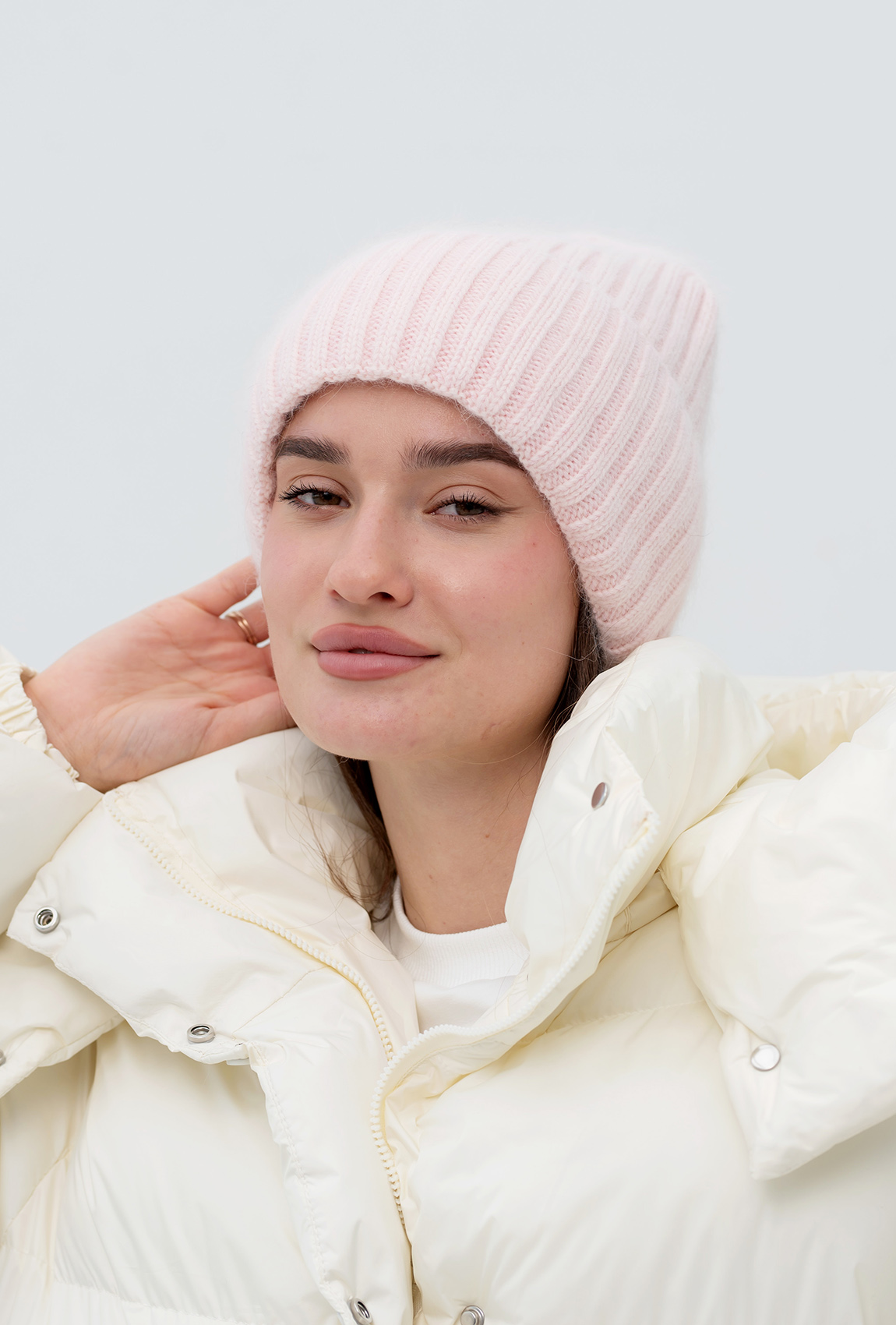 Пудровая женская шапка —  600233. Maritel