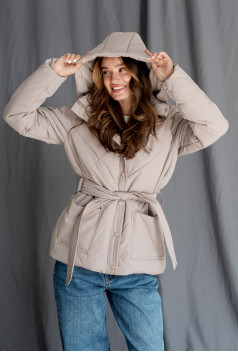 Бежевая куртка на осень. Maritel. Изображенние 5 Бежевая куртка на осень. Maritel. Изображенние 5