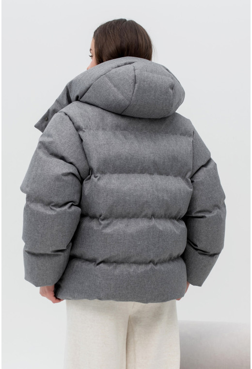 Серый зимний пуховик — 181228. Maritel. Изображенние 2 Серый зимний пуховик — 181228. Maritel. Изображенние 2