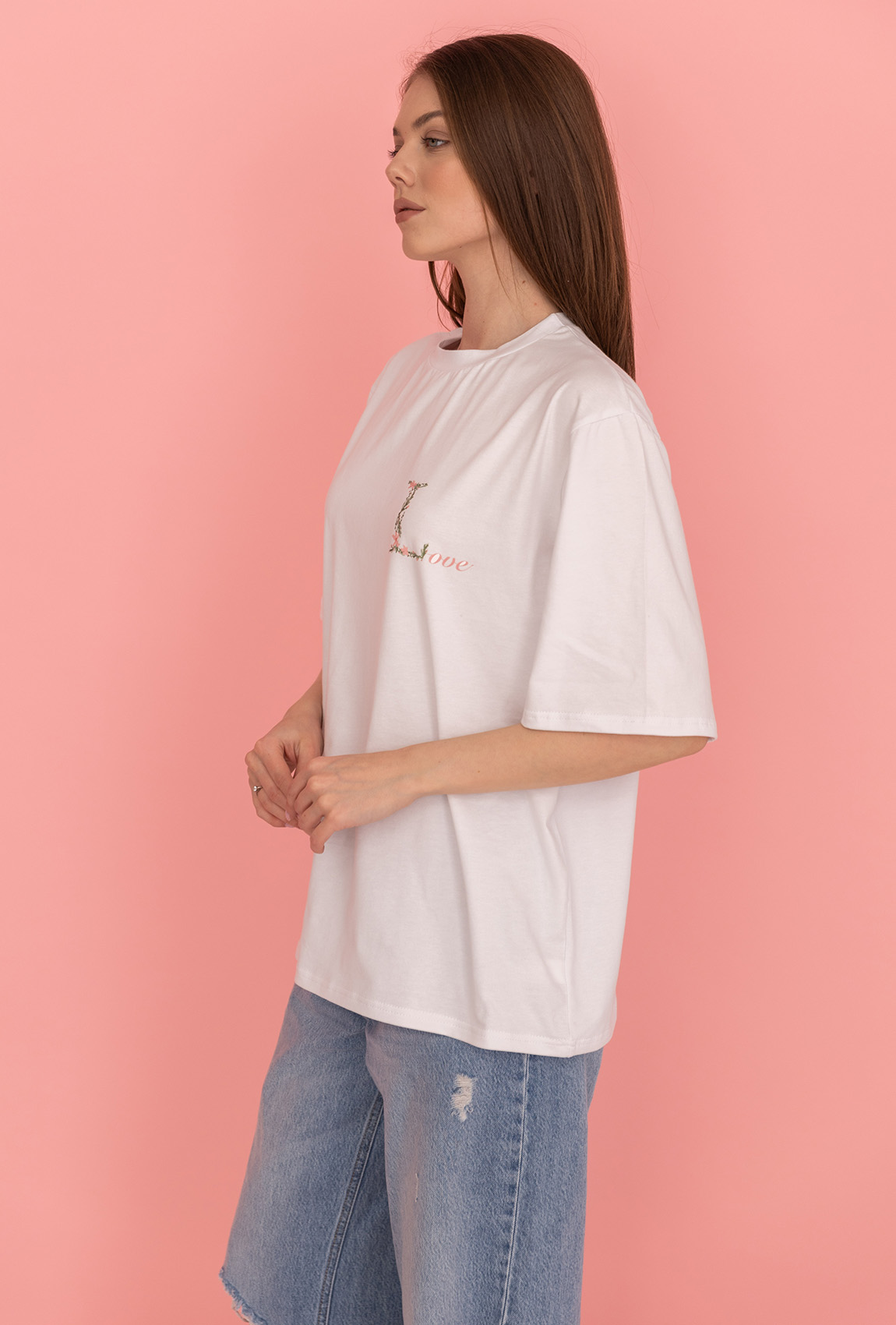 Белая футболка Love —  536679. Maritel. Изображенние 2 Белая футболка Love —  536679. Maritel. Изображенние 2