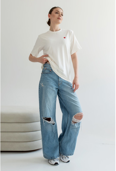 Молочная футболка вышивка с сердцем. Maritel. Изображенние 5