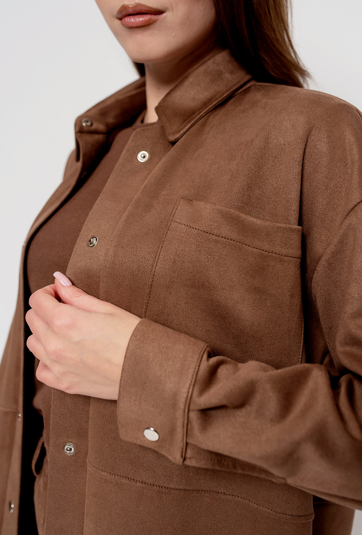 Шоколадный замшевый костюм —  962758. Maritel. Изображенние 4