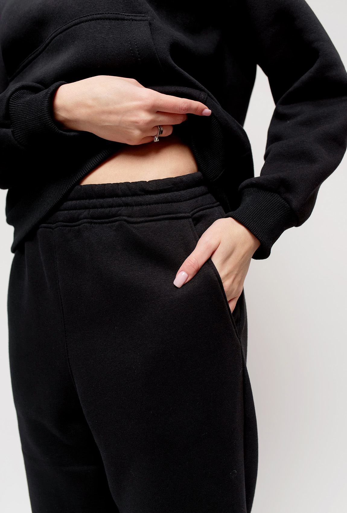 Черный костюм футер ICONIC —  374721. Maritel. Изображенние 5