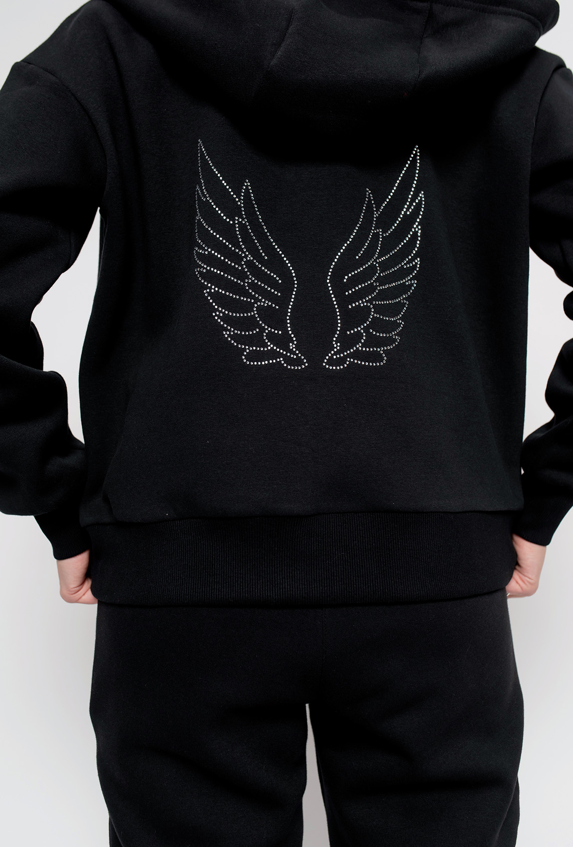 Черный костюм футер крылья —  198801. Maritel. Изображенние 5