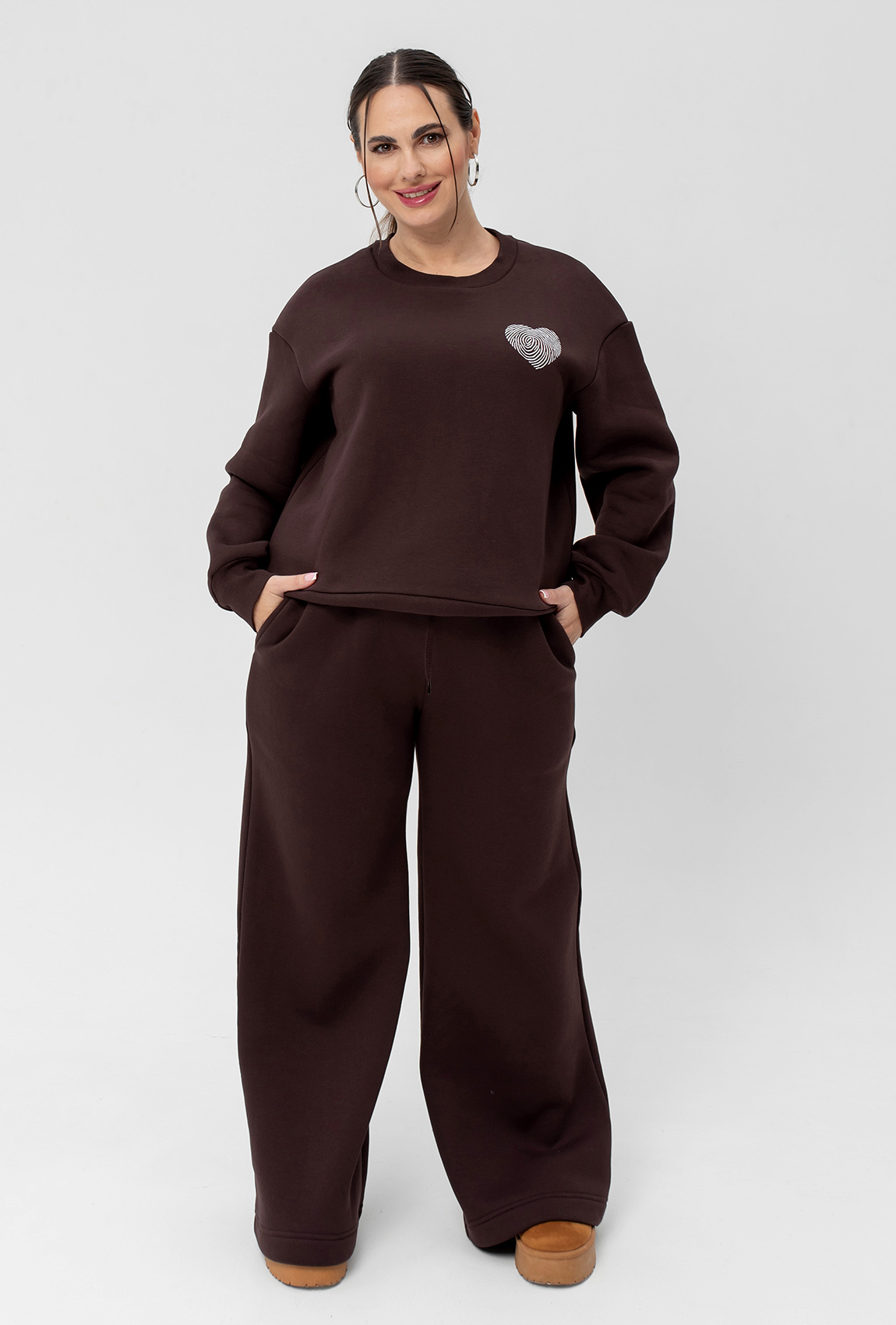 Шоколадный костюм футер с сердцем — 582504. Maritel Шоколадный костюм футер с сердцем — 582504. Maritel