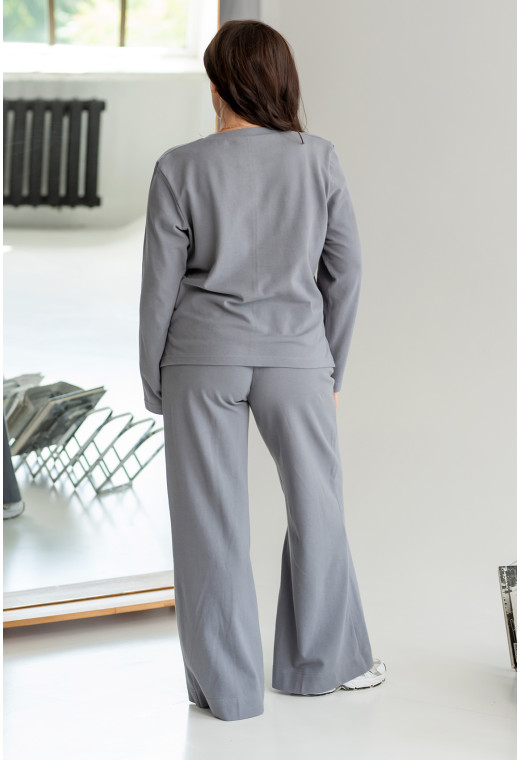 Серый костюм лакоста — 394983. Maritel. Изображенние 2 Серый костюм лакоста — 394983. Maritel. Изображенние 2