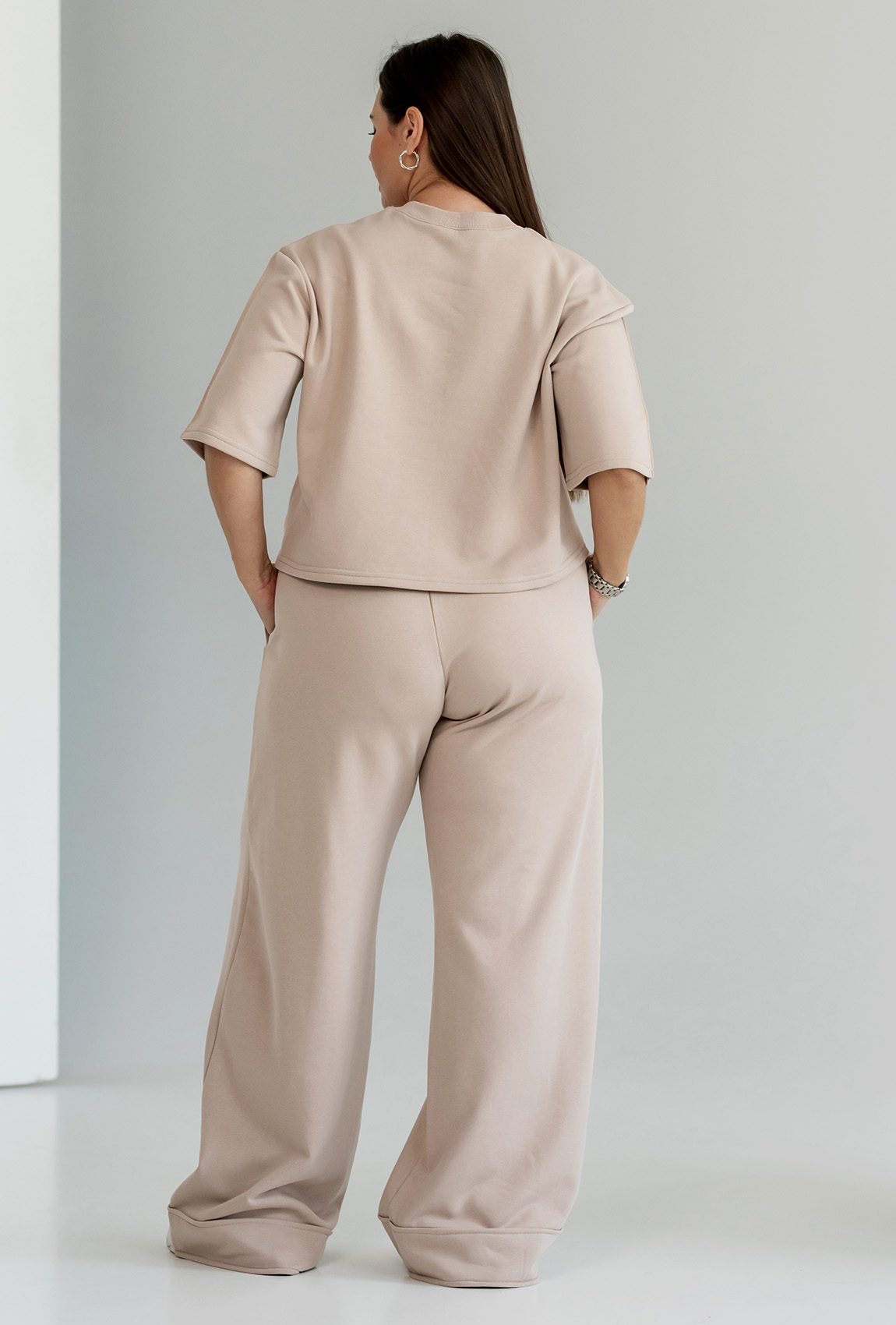 Бежевий костюм петля з футболкою —  971658. Maritel. Зображення 2