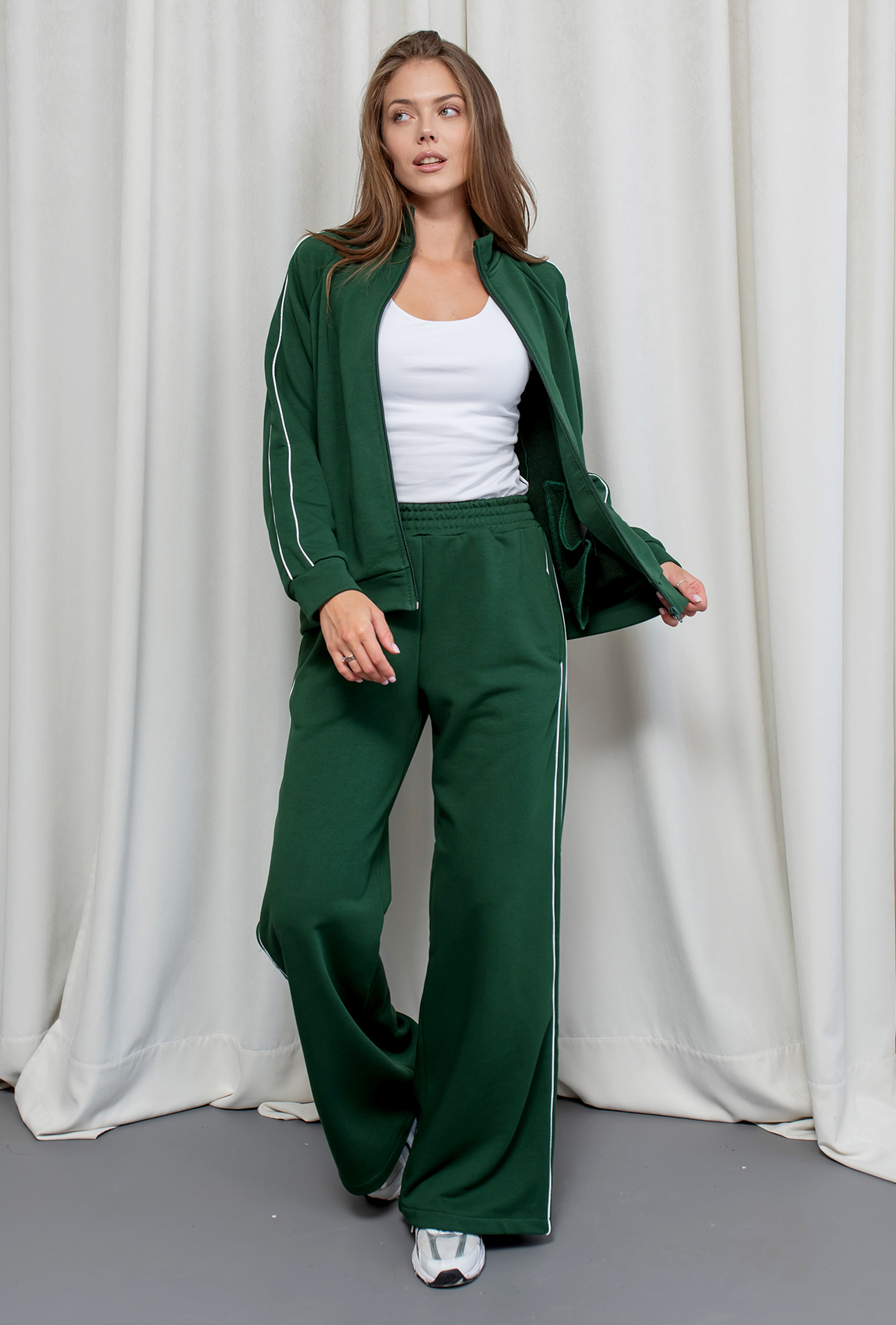 Зеленый костюм петля с кантом — 997003. Maritel Зеленый костюм петля с кантом — 997003. Maritel