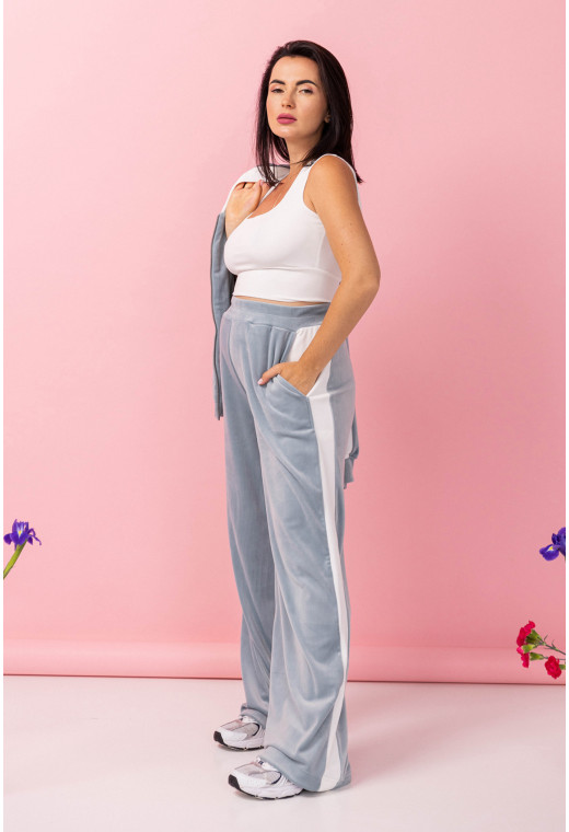 Ментоловый велюровый костюм с лампасами — 920944. Maritel. Изображенние 1 Ментоловый велюровый костюм с лампасами — 920944. Maritel. Изображенние 1